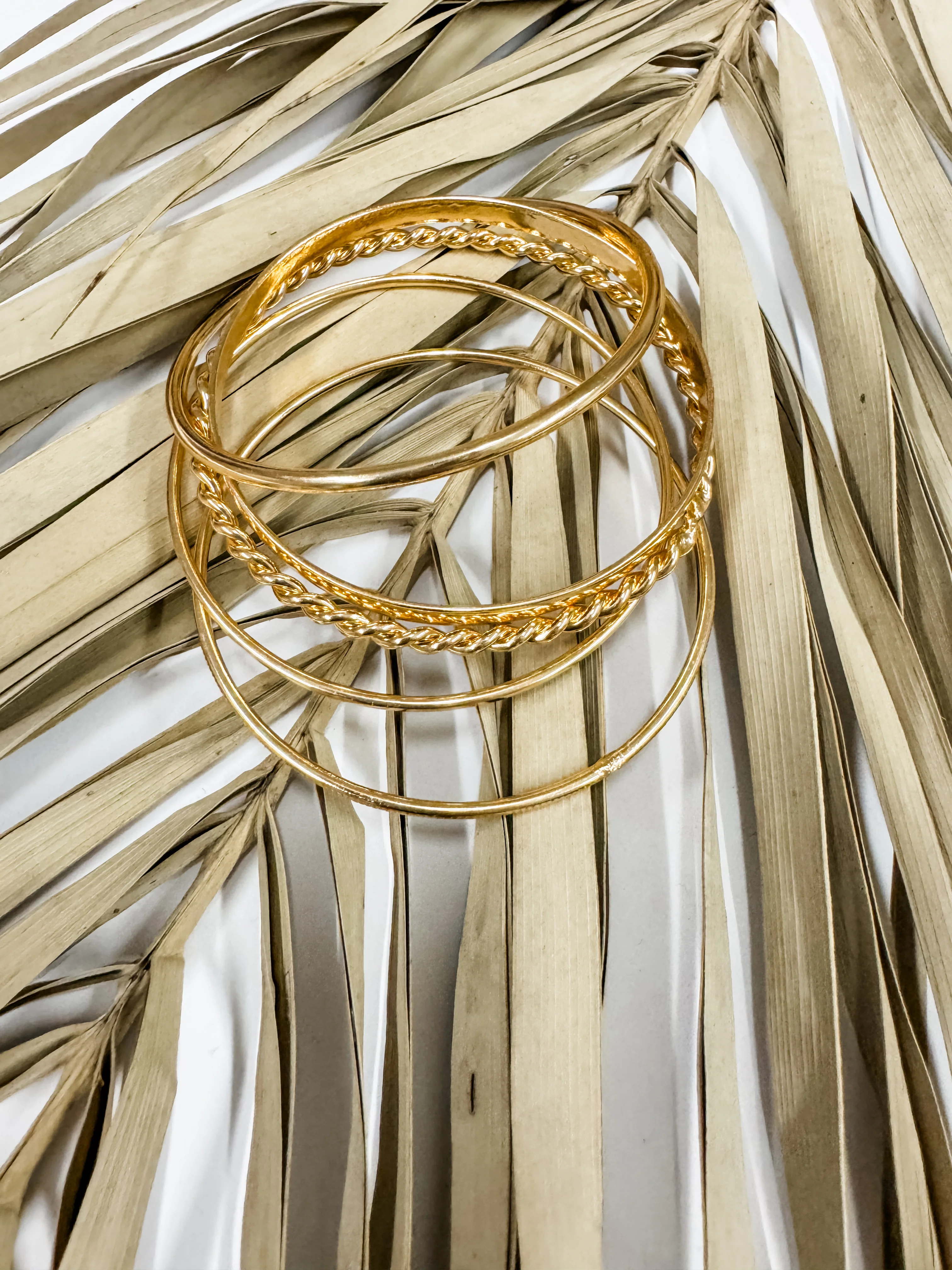 Classic Fashion Gold Bangle Set - Image 2