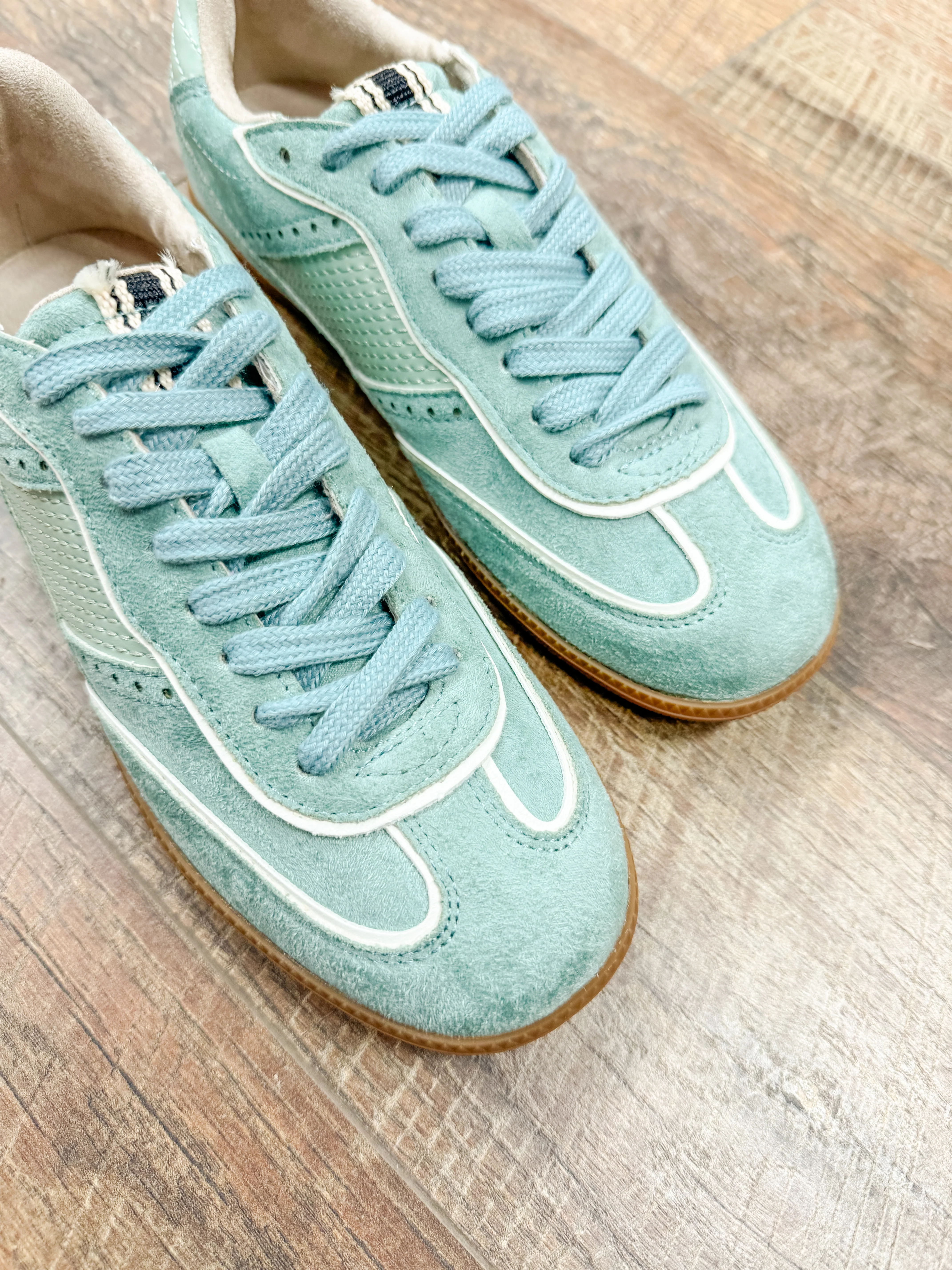 Shu Shop Londyn Sneaker - Image 2