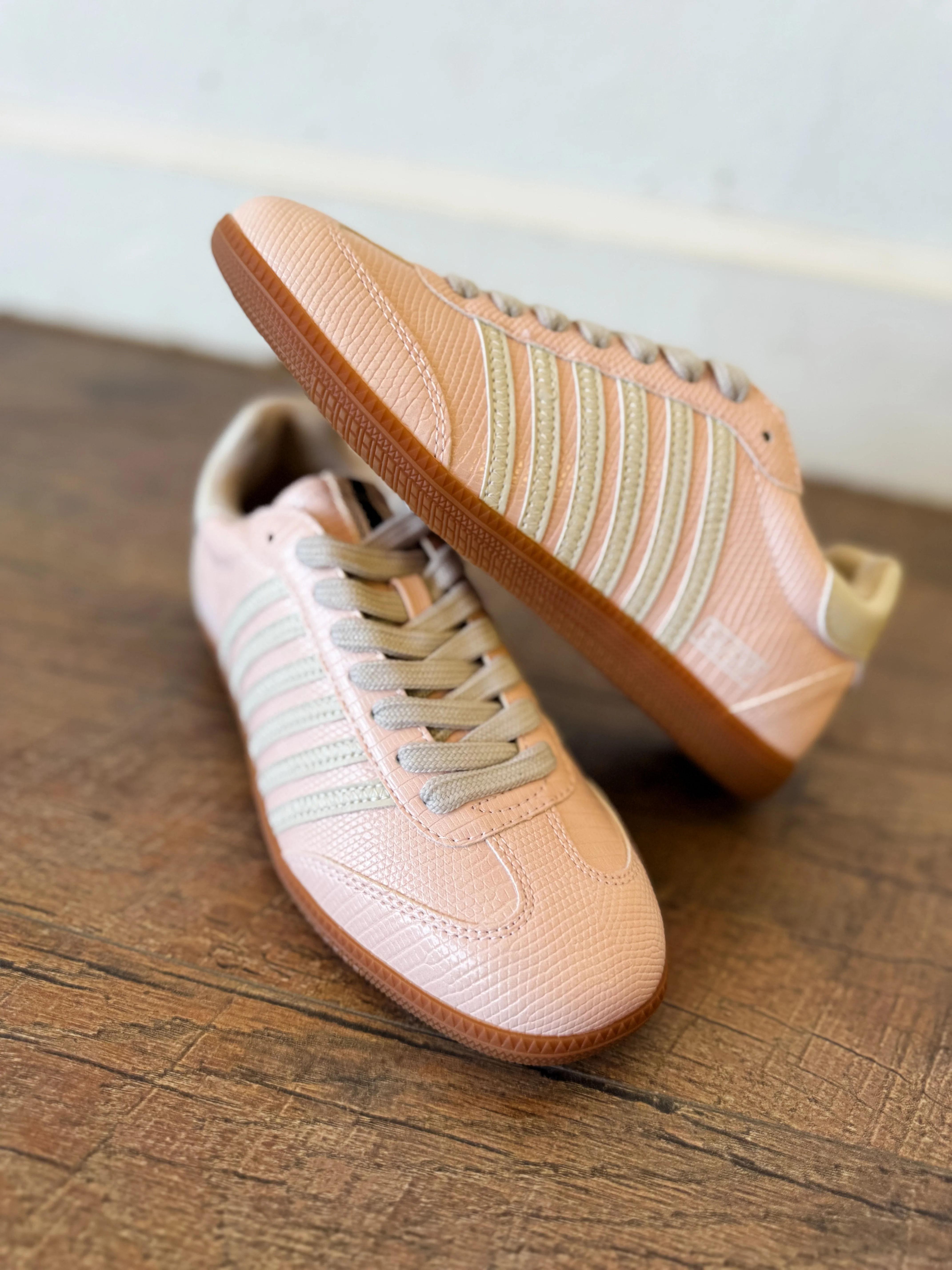 Shu Shop Mesa Pink Sneaker - Image 2