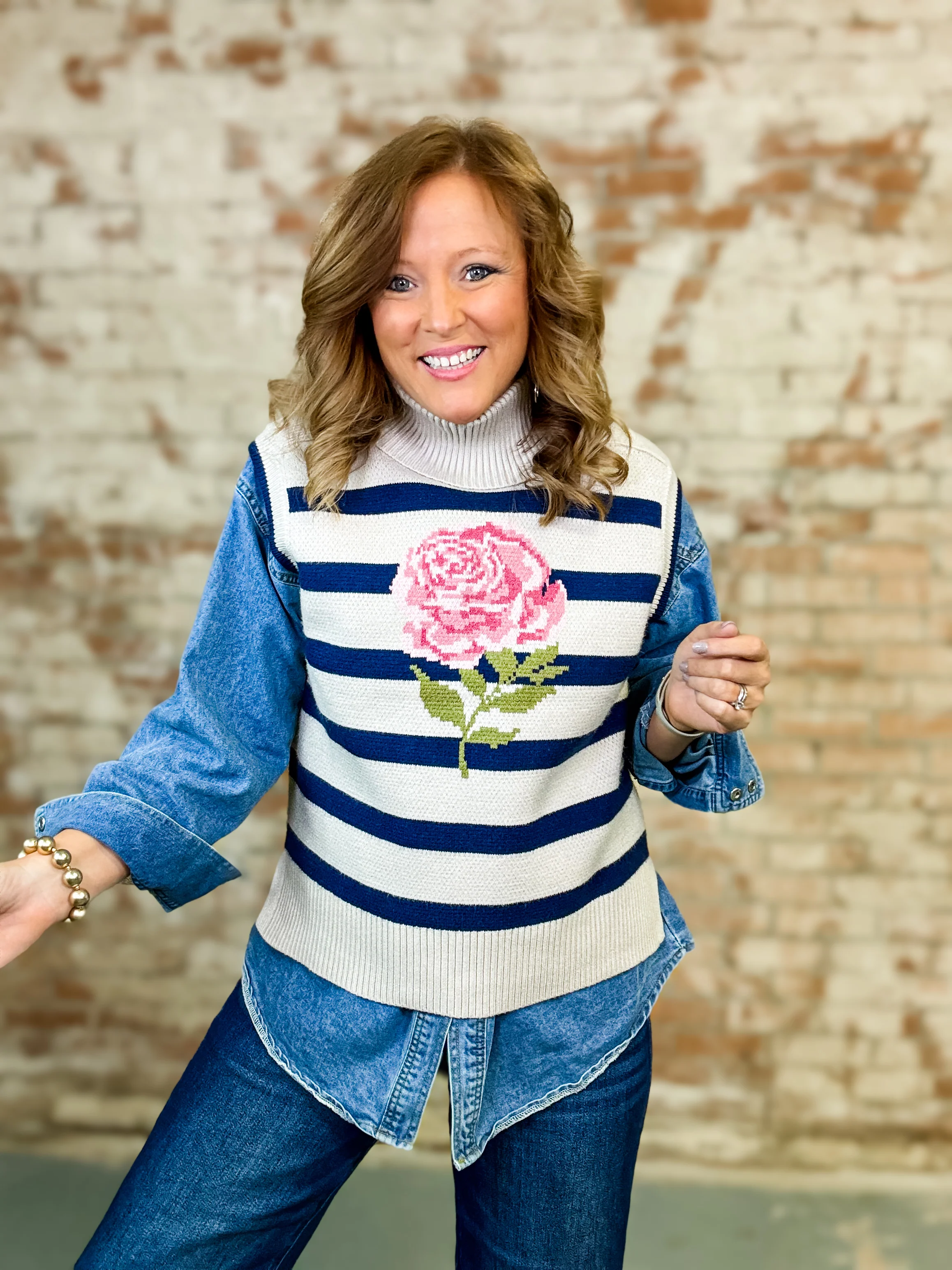 THML Junia Sleeveless Sweater Top - Image 6